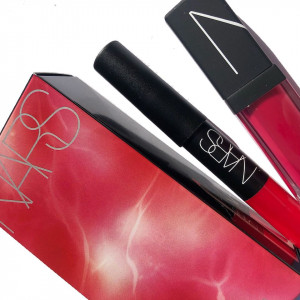 NARS Explicit Color Lip Duo Szájceruza és Szájfény