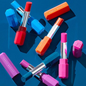 Fenty Beauty by Rihanna Poutsicle Juicy Satin Lipstick Ajakrúzs