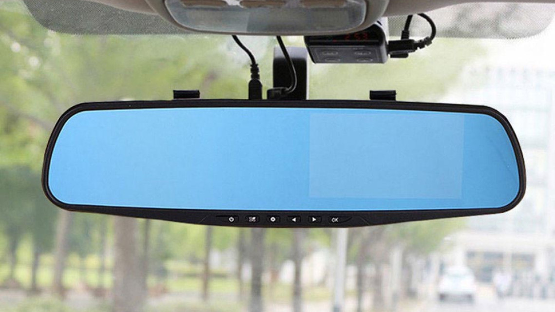 Timeless Tools Visszapillantó tükörbe épített eseményrögzítő kamera és tolatókamera, magyar menüs