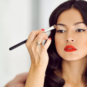 30 órás profi sminkes tanfolyamok MAC kozmetikumokkal a SminkAkadémián!