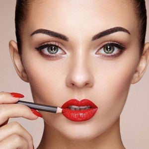 3 órás, egyénre szabott sminktanácsadás luxus smink márkákkal 1 vagy 2 fő részére!