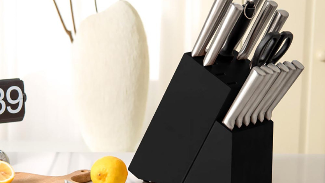 Timeless Tools 16 részes rozsdamentes késkészlet fa tartóban, élezővel, ollóval