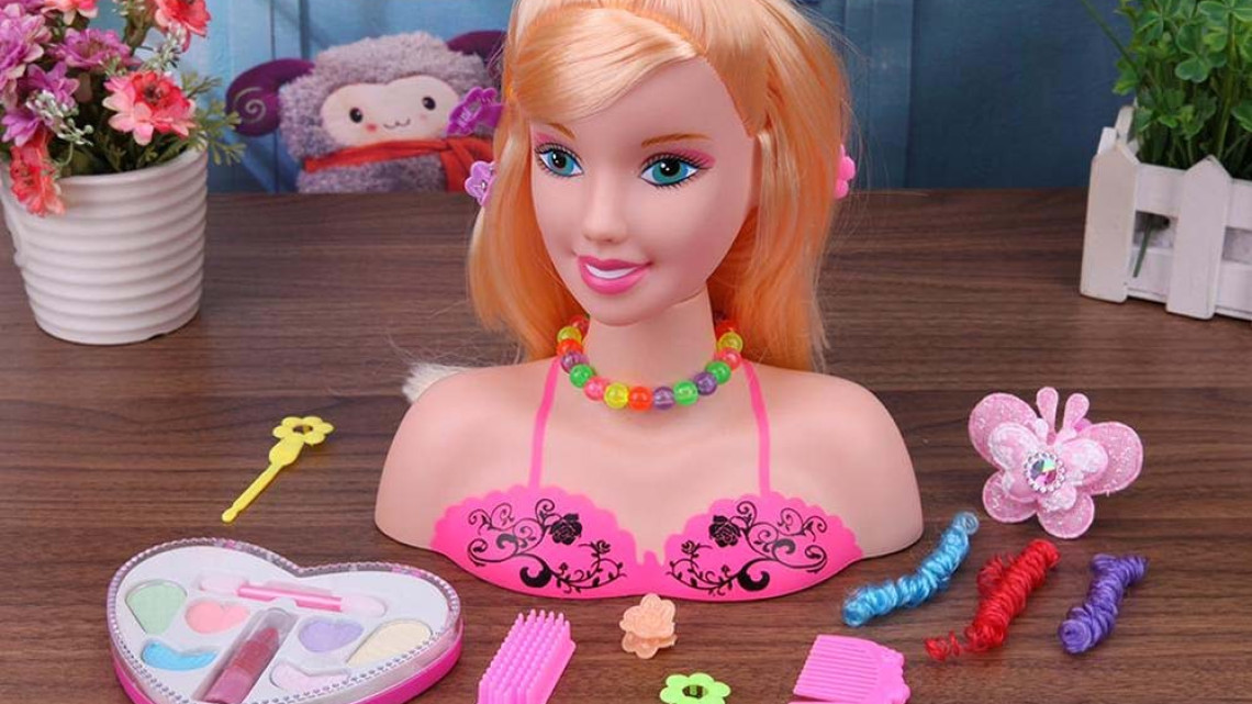 Timeless Tools Sminkelhető és fésülhető babafej kiegészítőkkel