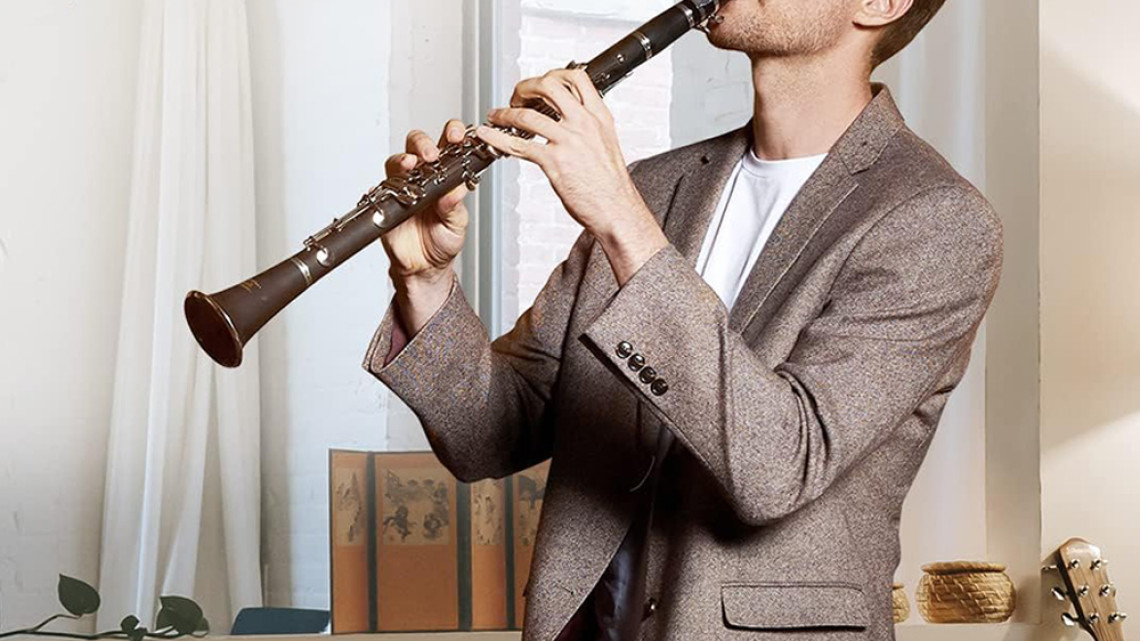 Timeless Tools B klarinét kiegészítőkkel válltáskában