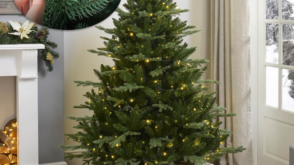 Timeless Tools 3D műfenyő fém talppal, több méretben-150 cm