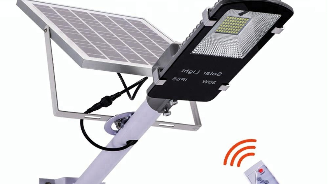 Timeless Tools Napelemes utcai világítás, 3 típusban-40 LED-del