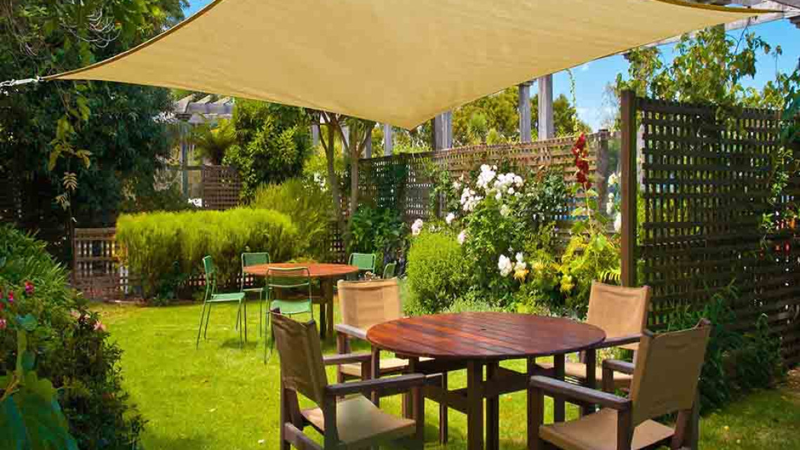 Timeless Tools Szögletes napvitorla, 3,6 méteres, több típusban-négyszög alakú, polietilén, bézs