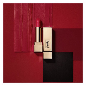 Yves Saint Laurent Rouge Pur Couture Nr. 1 - Le Rouge árnyalat