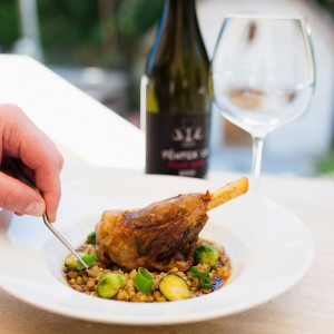 3 fogásos romantikus vacsora 2 fő részére a Lucza Családi Borászatban