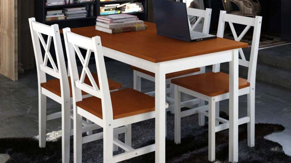 Timeless Tools Étkezőasztal 4 székkel